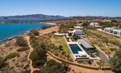 Seafront Villa Agnes in Paros