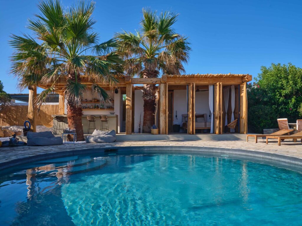 villa-ambrosia-beachfront_luxury_antiparos_rentagreekvilla_13