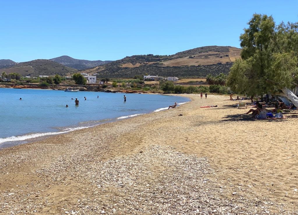 Antiparos guide | Top 10 Beaches by Rent A Greek Vilal